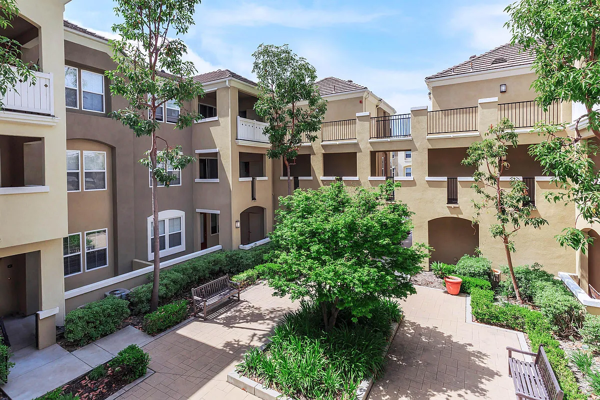Building Photo - Laurel Terrace Apartment Homes
