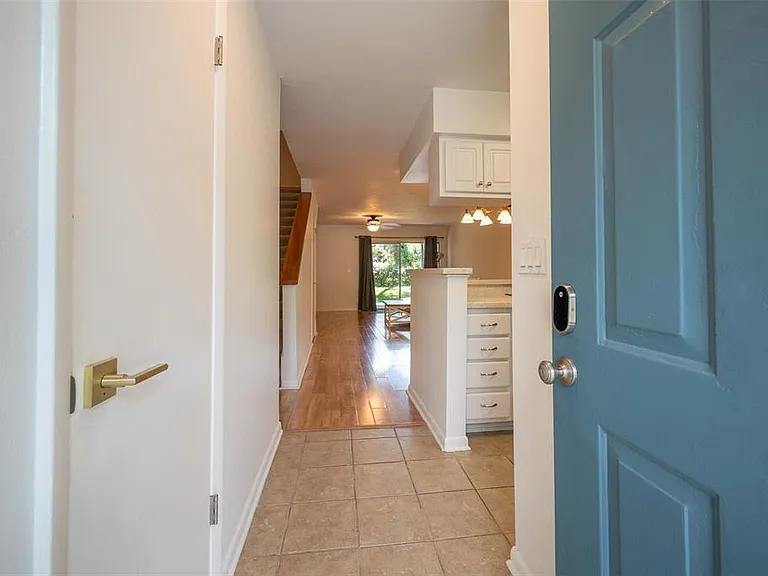 4411 SW 34th St #705 — Photo 5