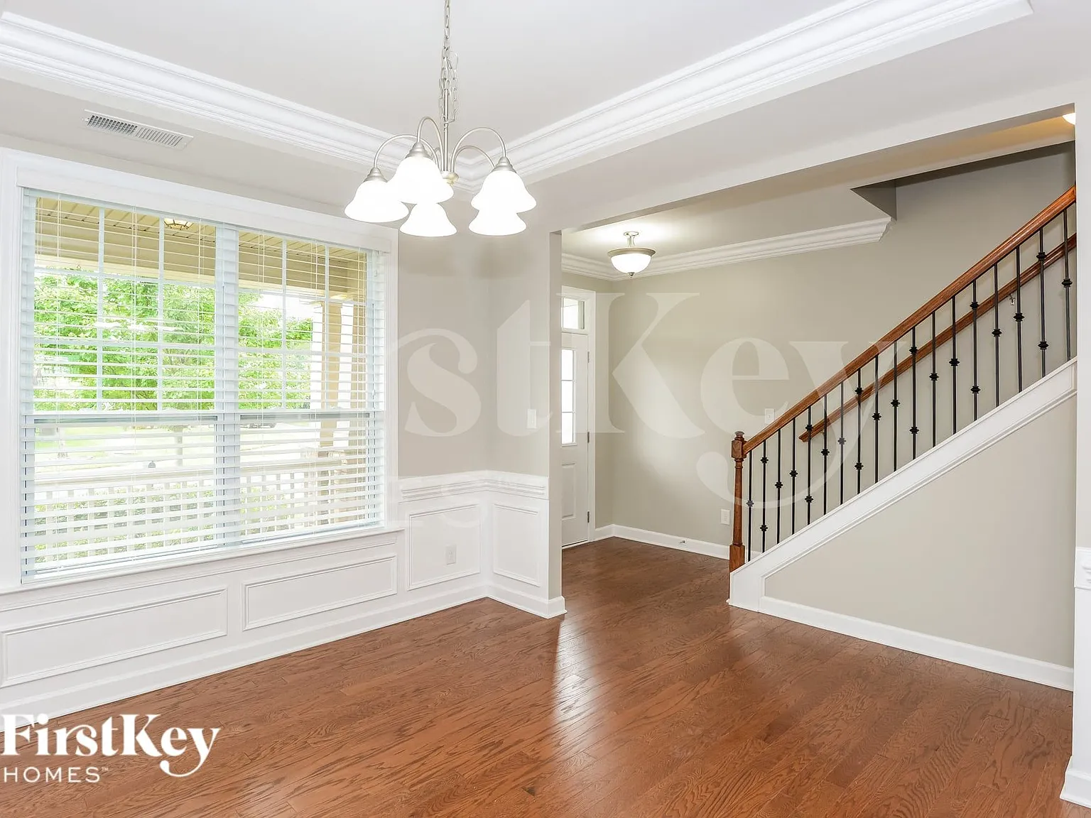 4 bed, 3.0 bath, 2737 sqft, $2,860 — Photo 3