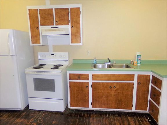 2nd image of 48 N Main St #2B