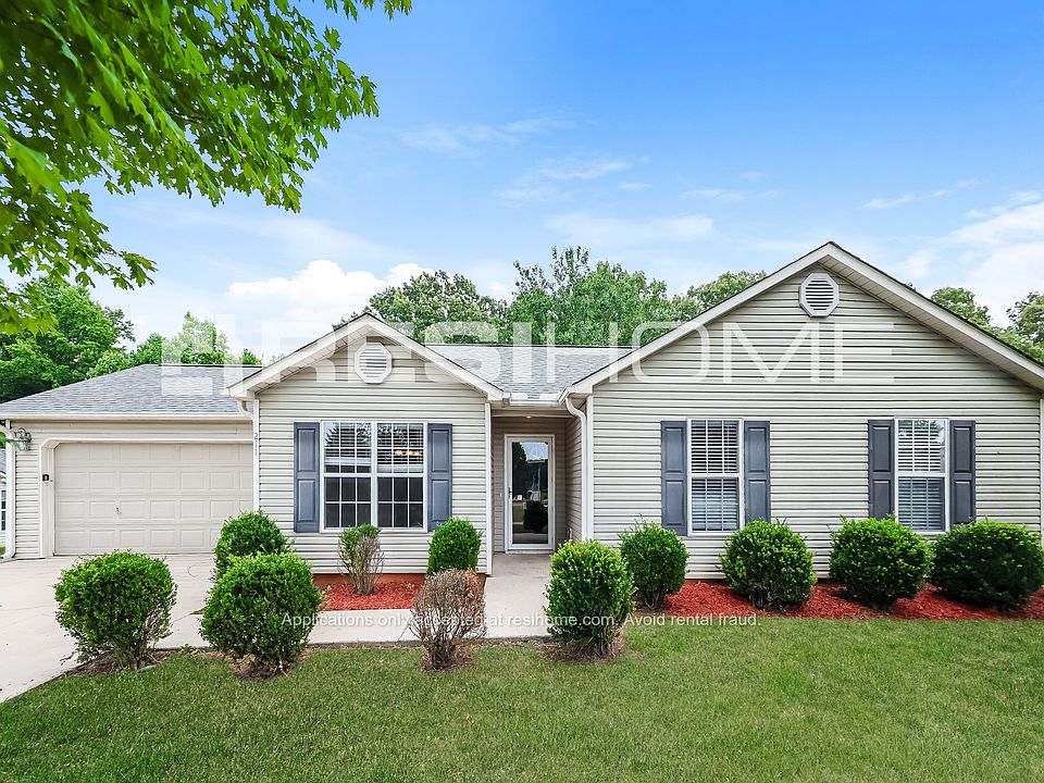 1st image of 211 Old Country Ct
