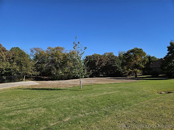 2nd image of 19434 S Quail Run Ct