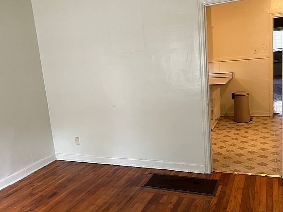3rd image of (Undisclosed Address)