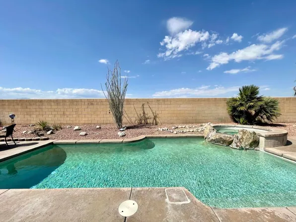 1120 E Via San Dimas Rd, Palm Springs, CA 92262