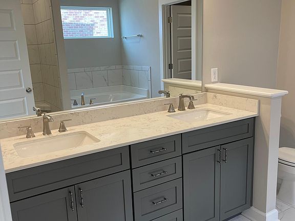 Main room bathroom