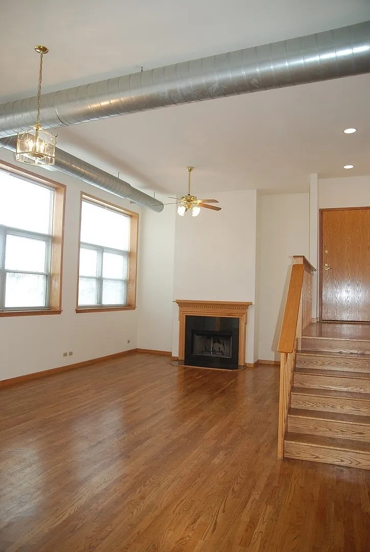 2417 N. Western — Photo 4