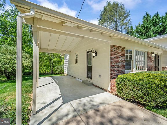 5th image of 4632 Tara Dr