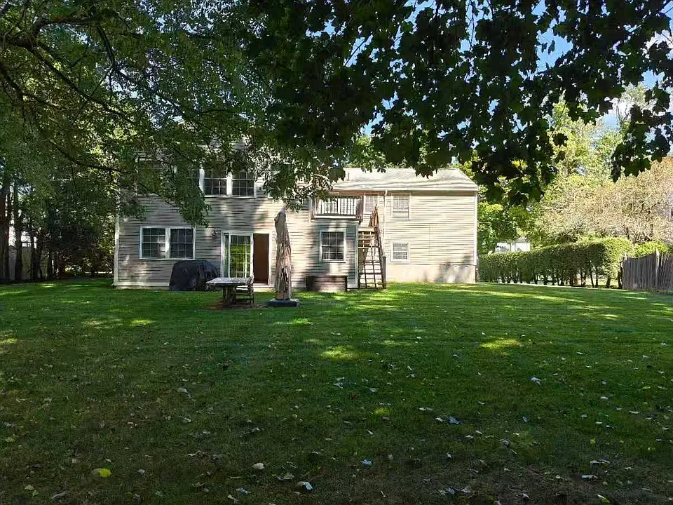 49 Cottonwood Rd