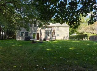 49 Cottonwood Rd, Wellesley, MA 02482