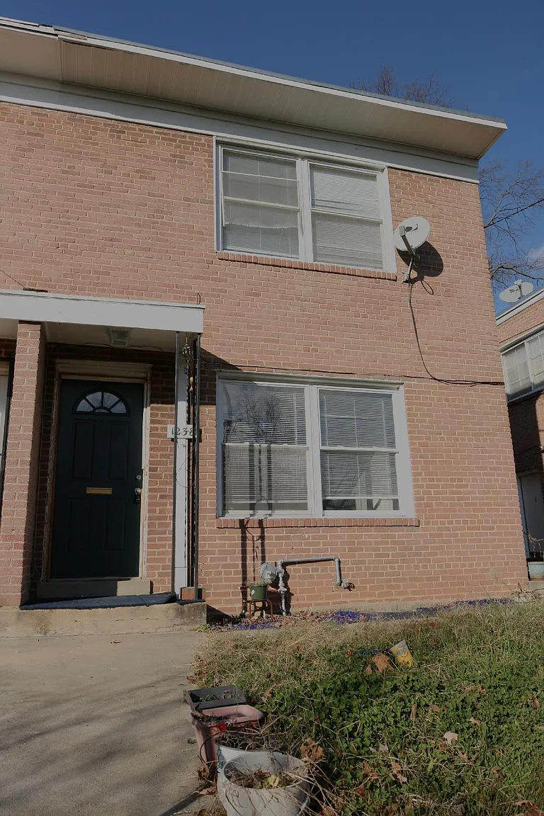 1238 Savannah Pl SE photo 1