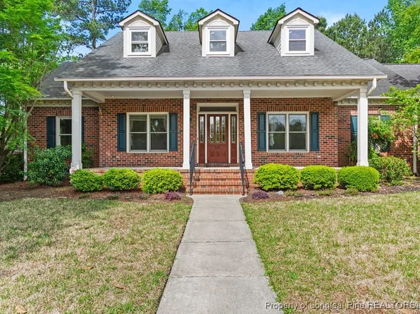 335 Wagoner Dr, Fayetteville, NC 28303