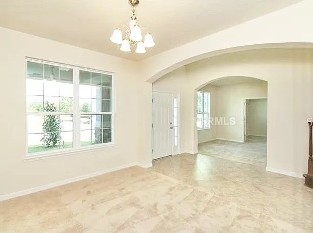 2103 Candlenut Cir — Photo 6