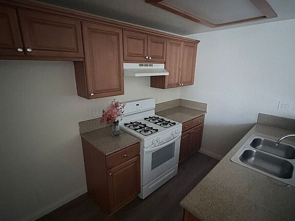 4th image of 10059 Tujunga Canyon Blvd APT 306
