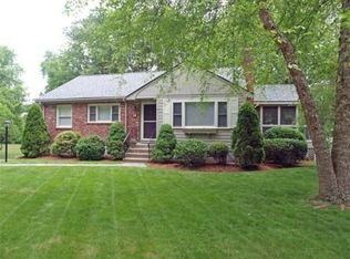 28 Rockland St, Natick, MA 01760
