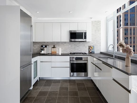 3rd image of 1050 6th Ave APT 24A