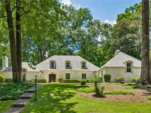2211 Hill Park Ct, Decatur, GA 30033