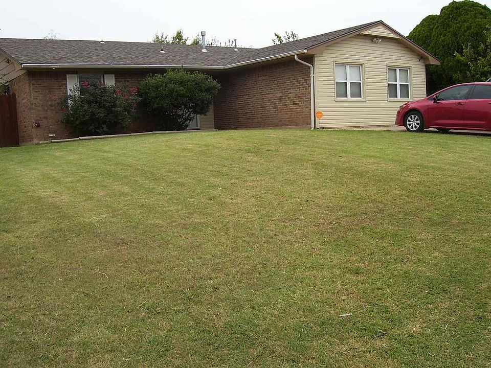 1st image of 5508 NW Cottonwood Dr