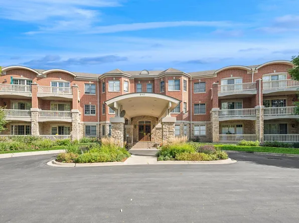 940 Augusta Way APT 309, Highland Park, IL 60035