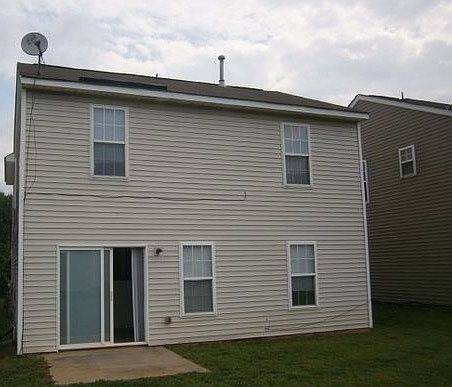 3rd image of 5710 Wallace Cabin Dr