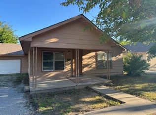 918 Orchard St, Ada, OK 74820