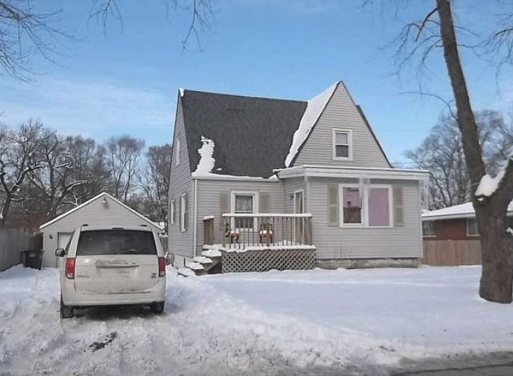 1st image of 3324 E 35th Ave