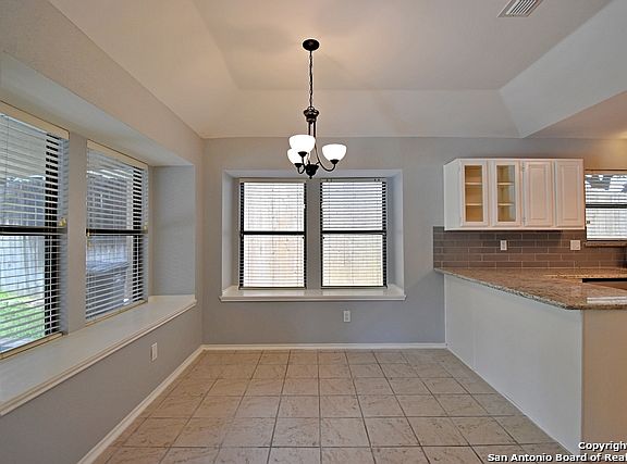 4th image of 8803 Chilliwack Dr