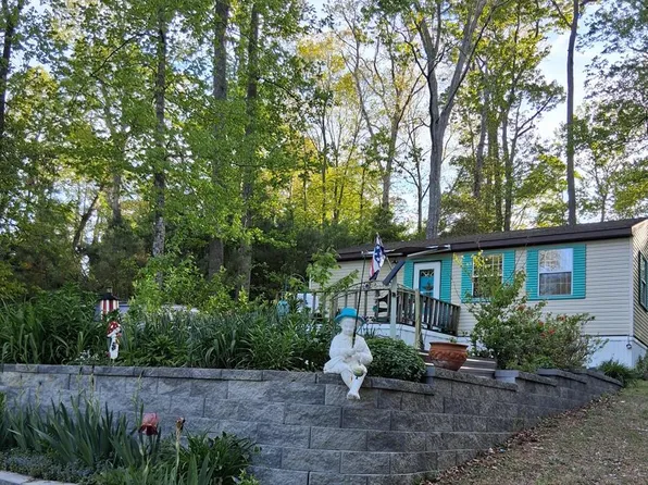 35031 Robin Ln, Horntown, VA 23395