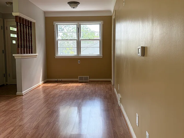 866 Colebrook Dr — Photo 25