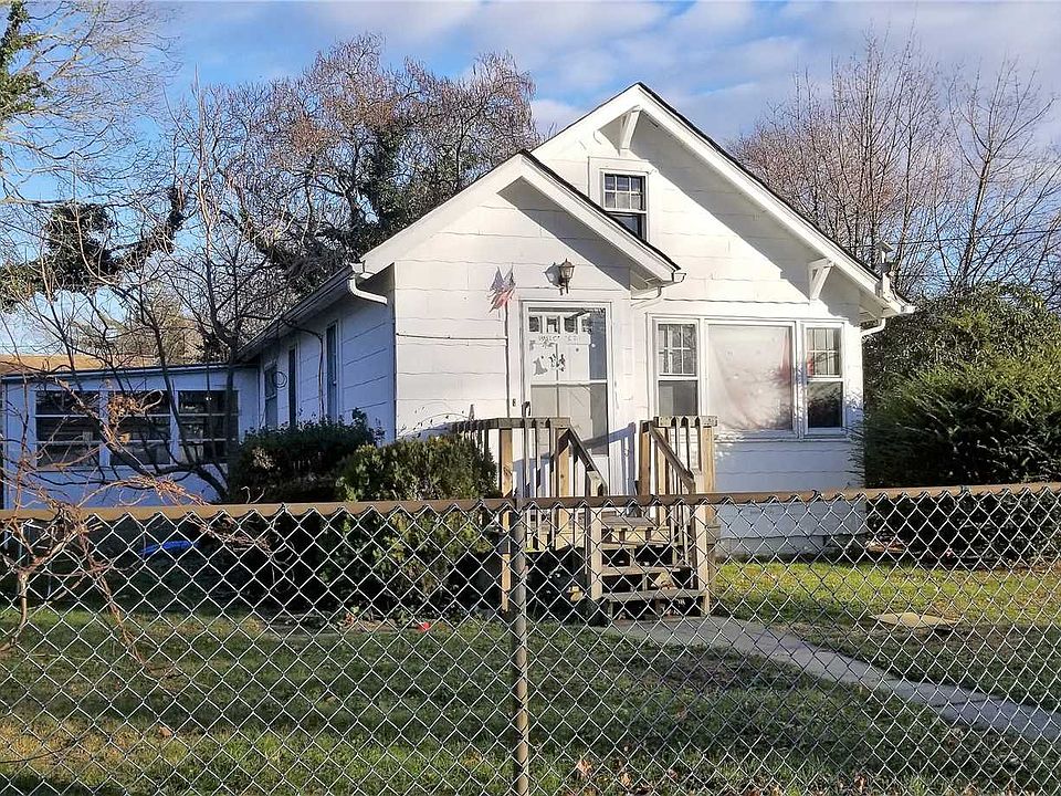 1st image of 187 Lynbrook Dr