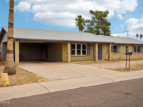 1902 W TOPEKA Drive, Phoenix, AZ 85027