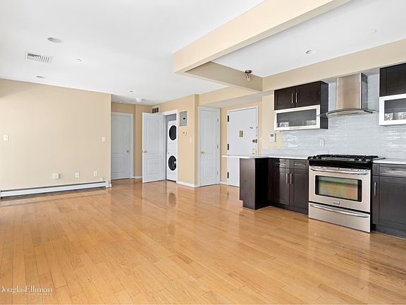 2nd image of 3063 38th St APT 3A