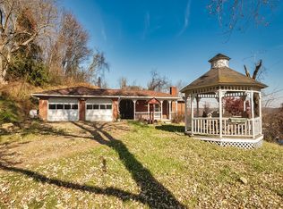 1041 Monaca Rd, Monaca, PA 15061