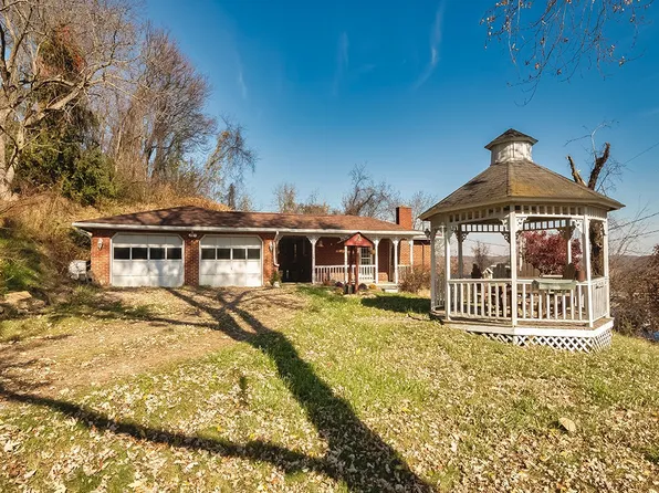 1041 Monaca Rd, Monaca, PA 15061