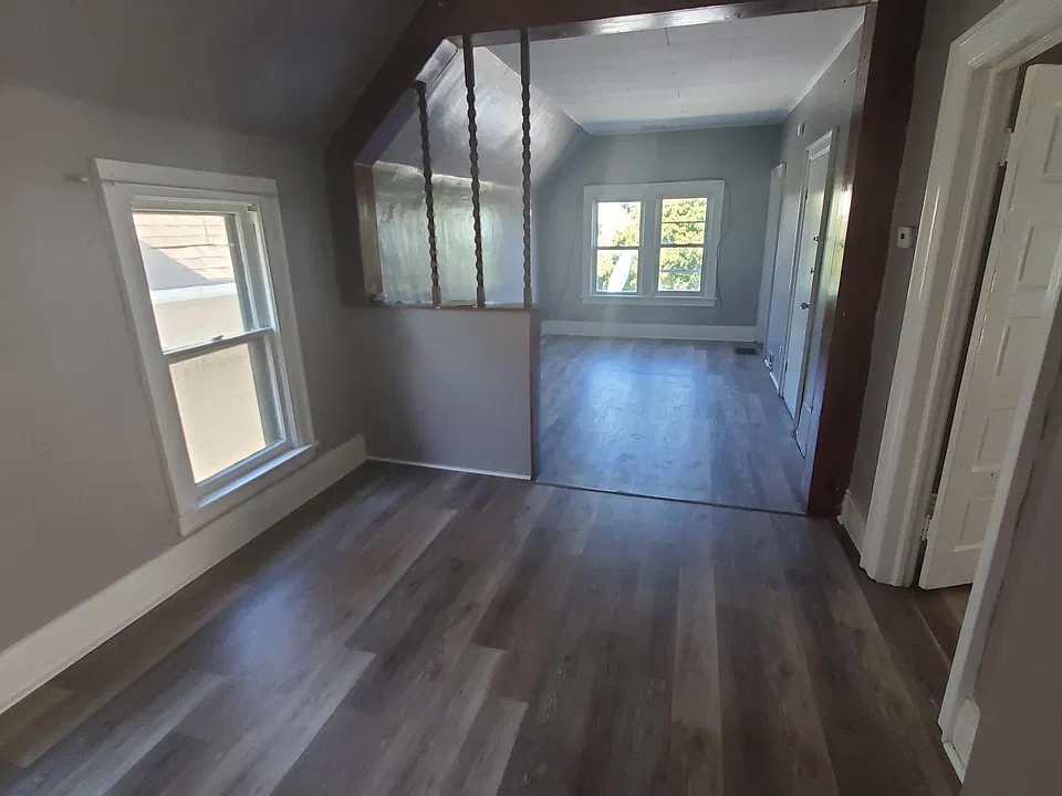 39 Burch Ave #UPPER