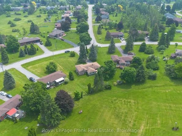 383 Old Surrey Ln, Kawartha Lakes, ON K0M 1A0