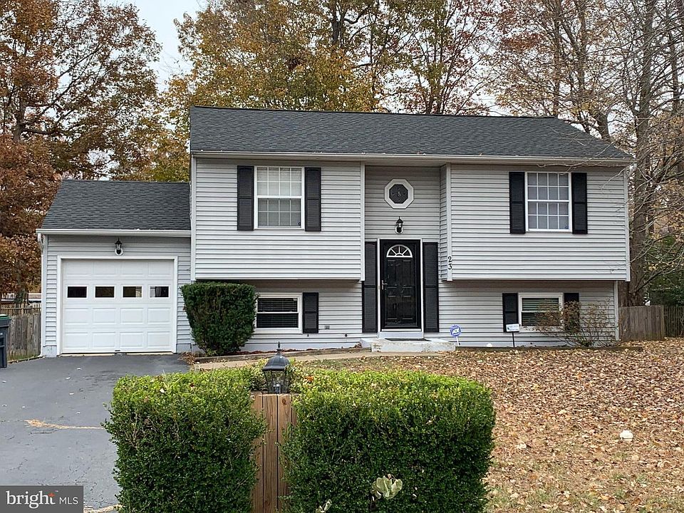 1st image of 23 Saint Albans Blvd