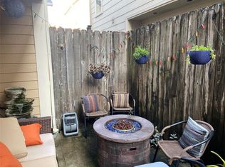 828 Cohn St, Houston, TX 77007