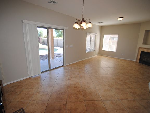 4th image of 15952 W Caribbean Ln