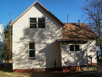 2nd image of 715 Evanston Ave