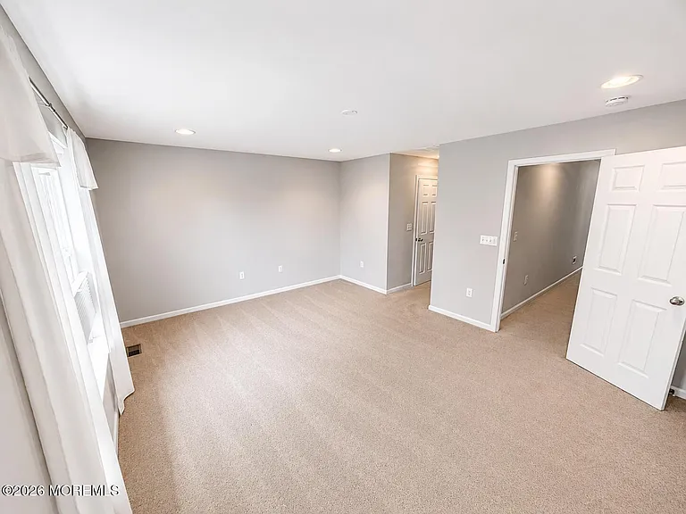 235 Yale Blvd — Photo 9