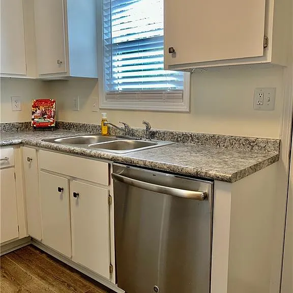 322 Powder Springs St — Photo 8