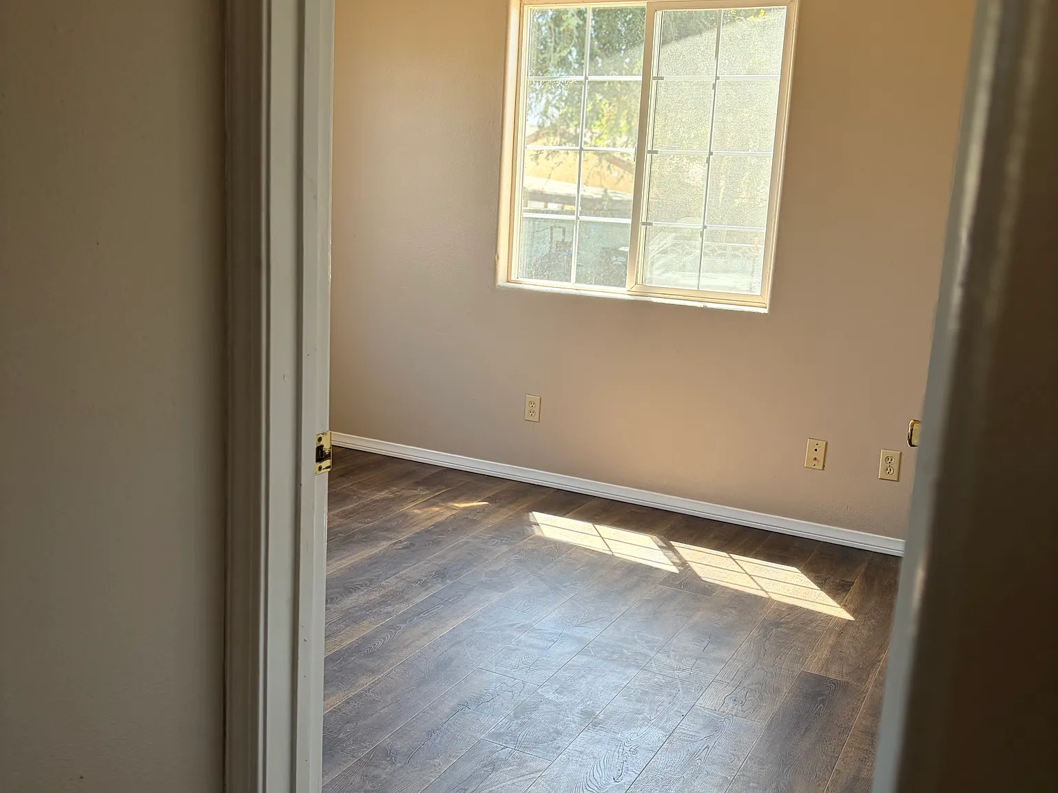 213 Sheppard Rd — Photo 4