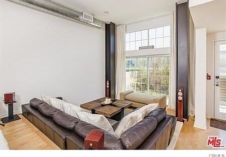 3rd image of 5400 Playa Vista Dr APT 24