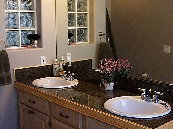 Master bath with granite tile