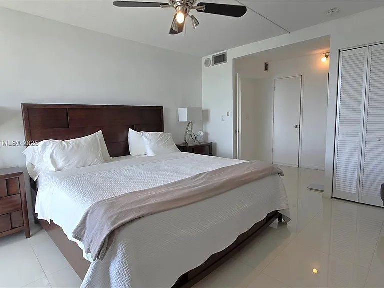 3731 N Country Club Dr #1825 — Photo 15