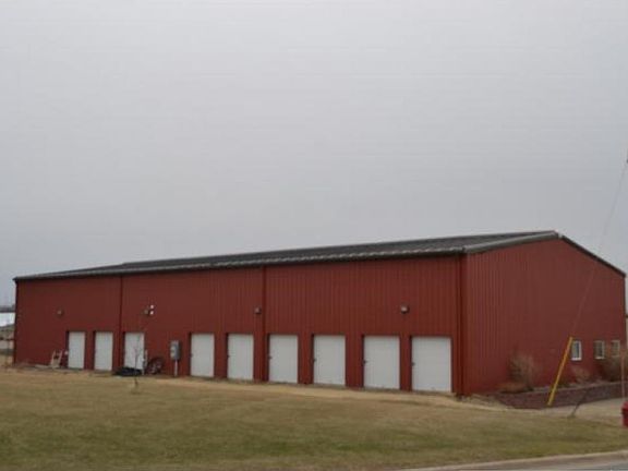 2nd image of 618 Industrial Dr SE