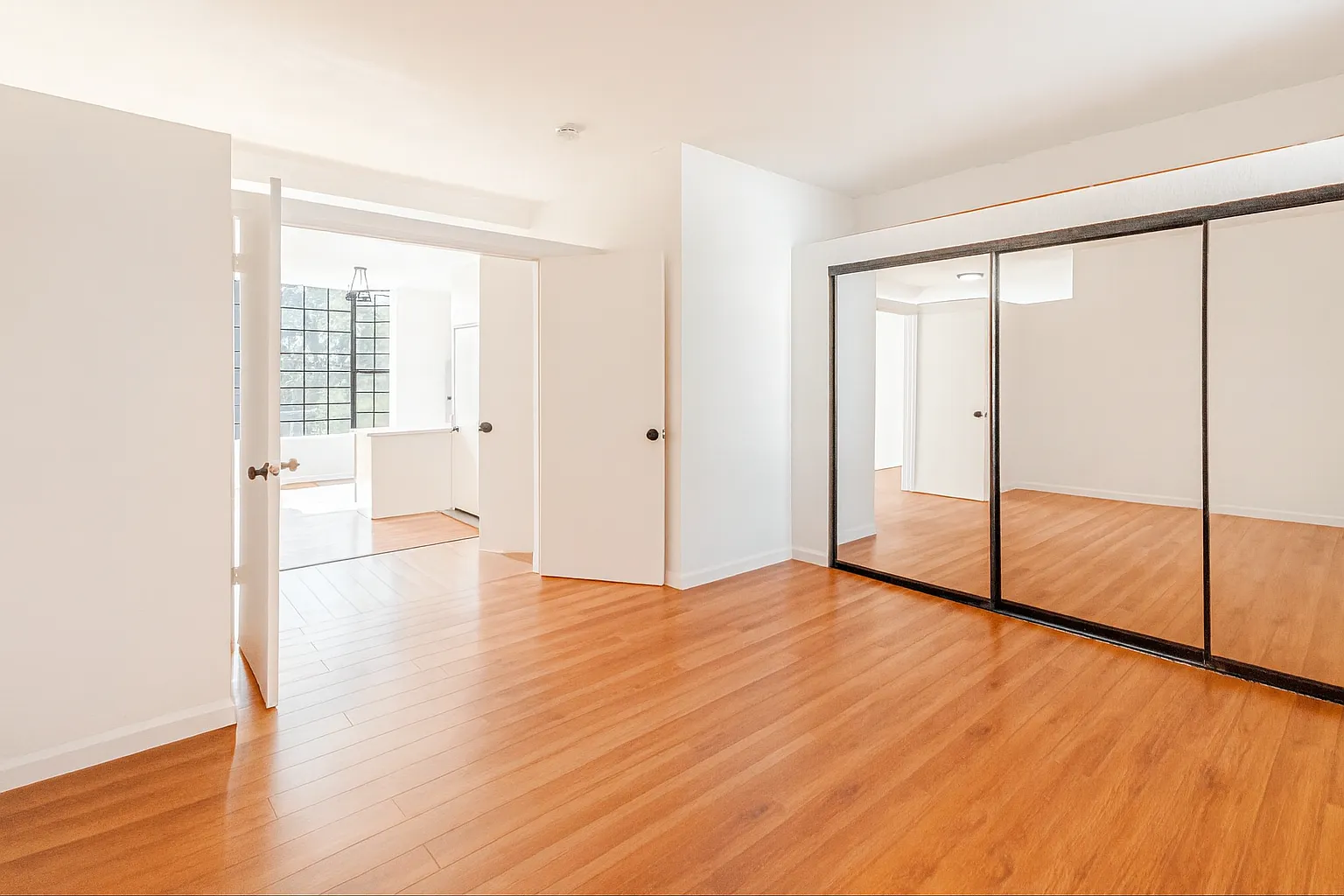 1 bed, 625 sqft, $2,100 — Photo 4