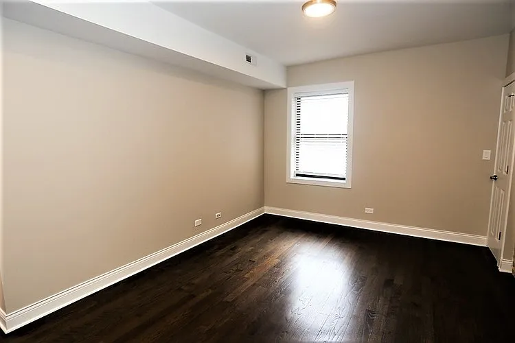 2228 N Sawyer Ave #2E — Photo 9