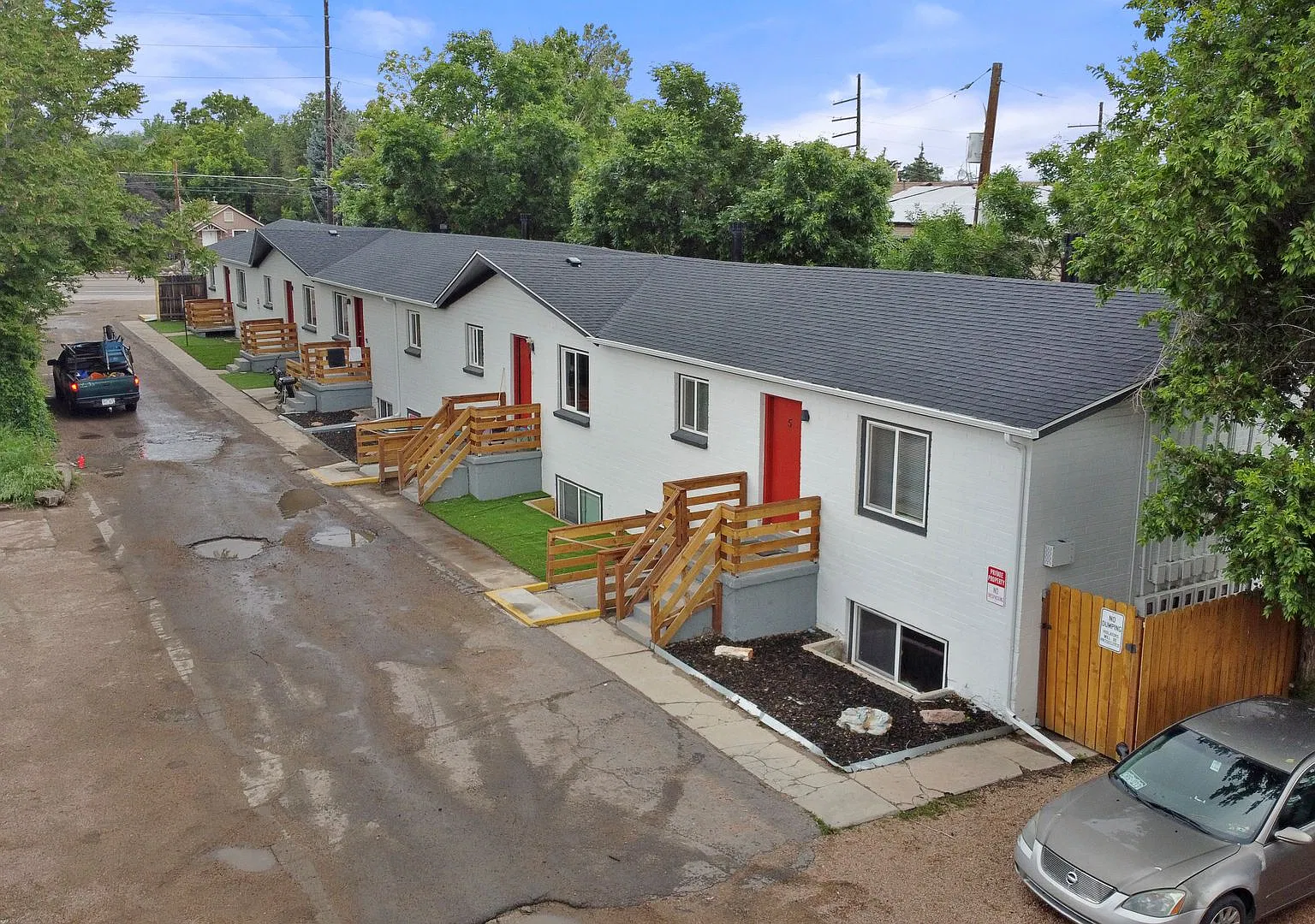 982 S Sheridan Renovated Apartments in Denver with Modern Upgrades! — Photo 3
