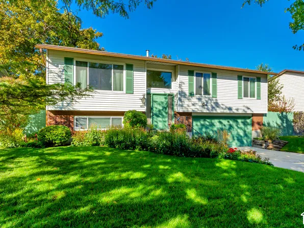 855 N Star Crest Dr, Salt Lake City, UT 84116